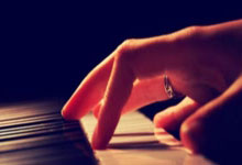 狗子28官网：仁川冠军赛女单激战：伊藤美诚险胜过关 16强格局初现.